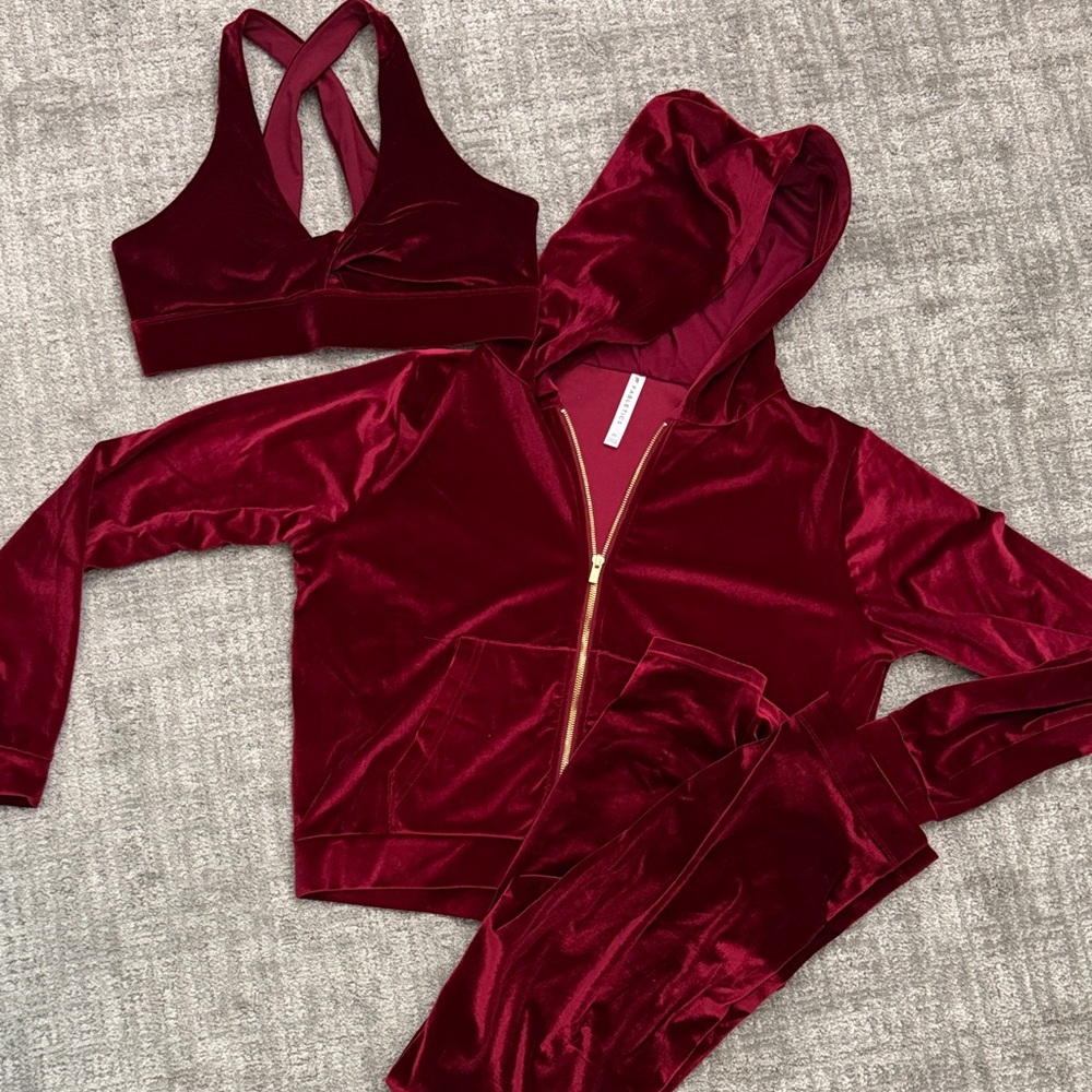 Fabletics Burgundy Velvet Sports Bra and Lounge Set NWOT